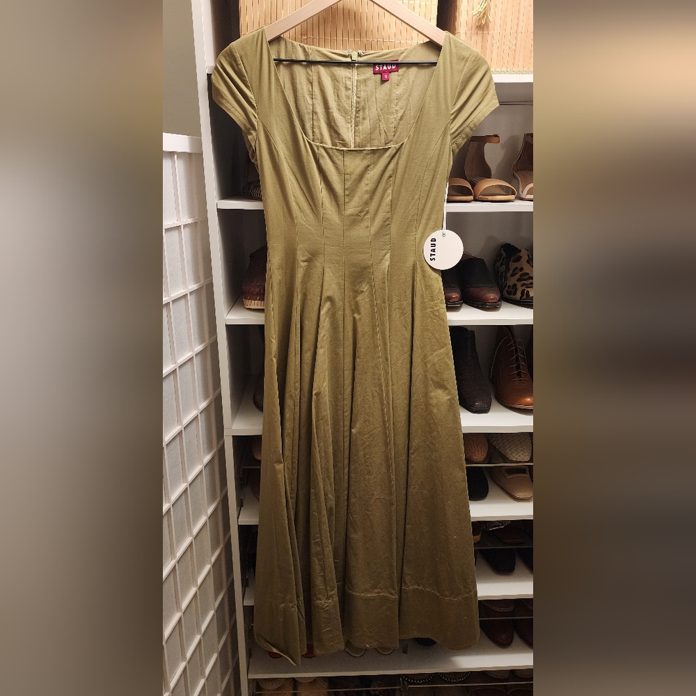 NWT Staud Wells Dress in Olive - Picture 3 of 3